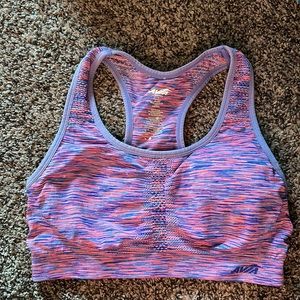 🏡Avia sports bra size large